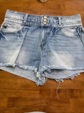 Light Blue Frayed Hem Denim Shorts with Triple-Button Waist